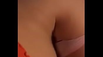 Jouer Fille française chaude taquine ses seins sur ameporn
