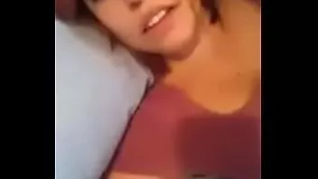 play Kalın hottie latina sıkılmış içinde ona yatak
