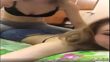 চালান Cuties camwhore.online এ একটু দুষ্টু হচ্ছে