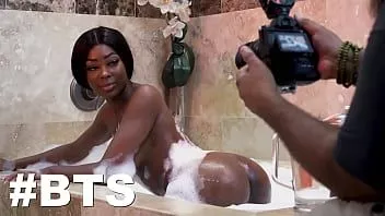 play Bangbros - compilation de lapins bruns dans les coulisses