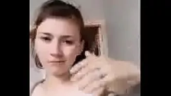 Reproduzir Apenas dois melhores amigos sendo um pouco travessos um com o outro