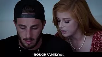 play Sunt sora ta! dă-mi dracu-mă în schimb prietena ta - roughfamily.com