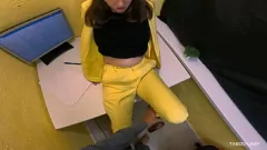 play Boss Bimbo bekommt nach einem sexy Rollenspiel eine Ladung Sperma