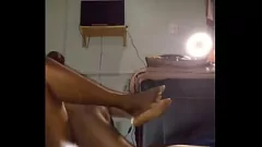 Reproducir Ebony MILF gana lotería de reproducción con creampie
