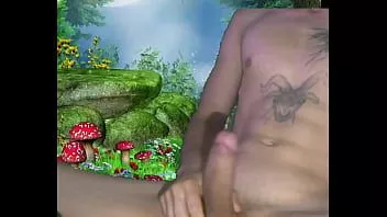 play Masturbation in einem Paradies erstaunliche Waldmagie masturbieren