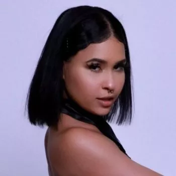 Porno Yıldızı Ryder Rey