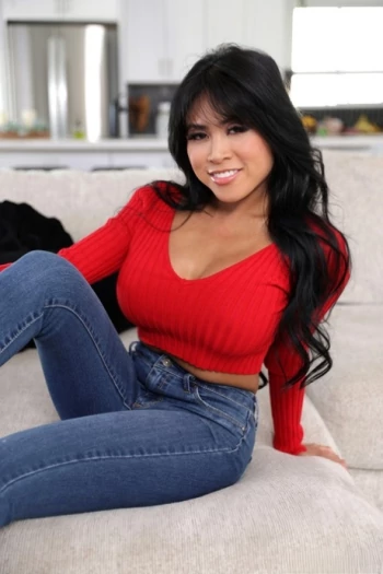 Pornostar Ember Snow